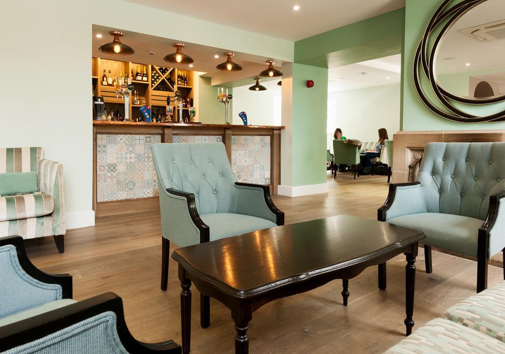 Frensham Pond Country House Hotel & Spa ฟาร์แนม ภายนอก รูปภาพ