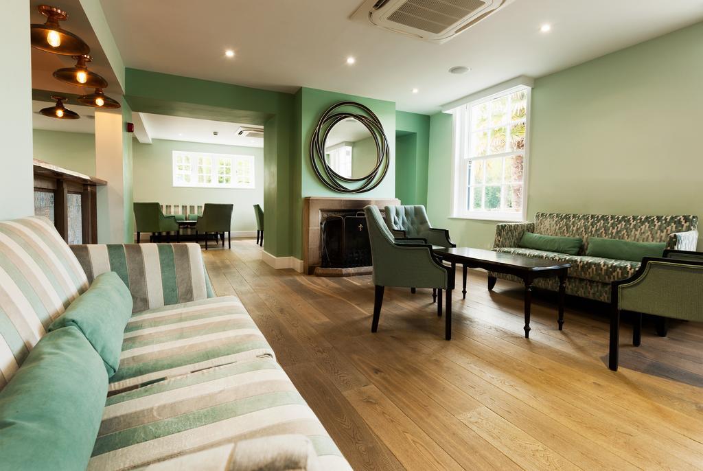 Frensham Pond Country House Hotel & Spa ฟาร์แนม ภายนอก รูปภาพ