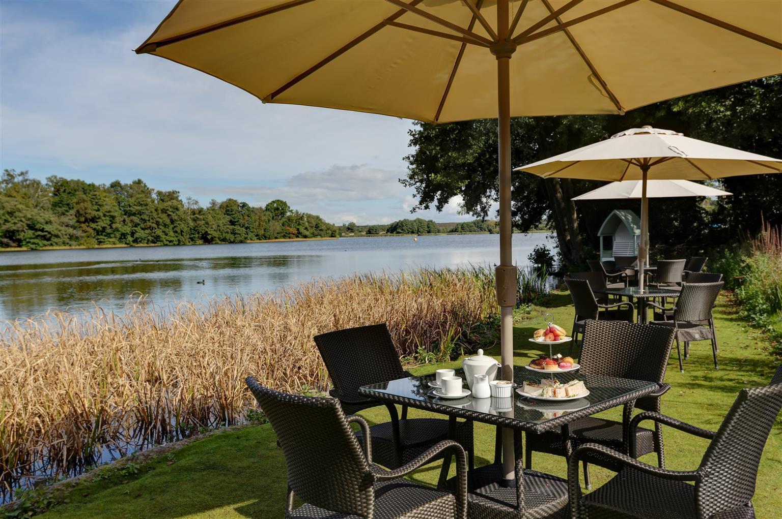 Frensham Pond Country House Hotel & Spa ฟาร์แนม ภายนอก รูปภาพ