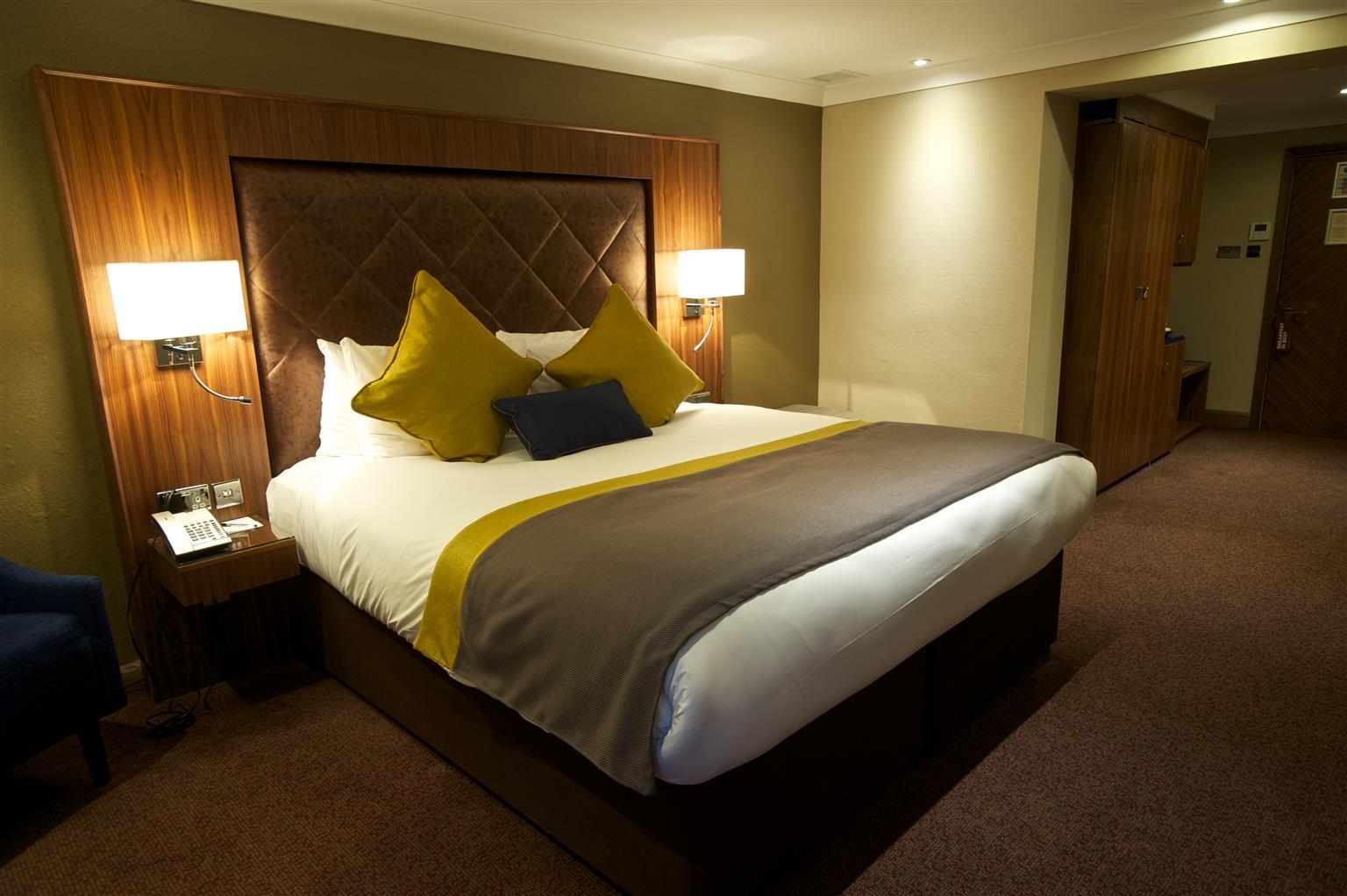 Frensham Pond Country House Hotel & Spa ฟาร์แนม ภายนอก รูปภาพ