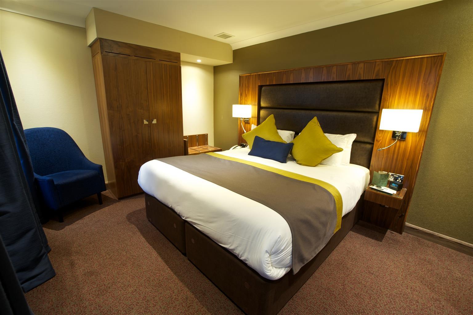 Frensham Pond Country House Hotel & Spa ฟาร์แนม ภายนอก รูปภาพ