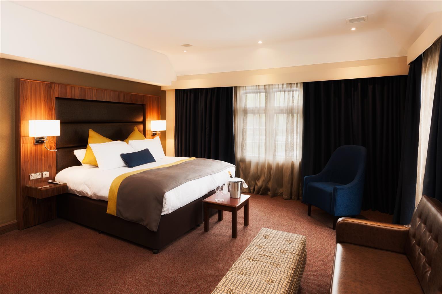 Frensham Pond Country House Hotel & Spa ฟาร์แนม ภายนอก รูปภาพ